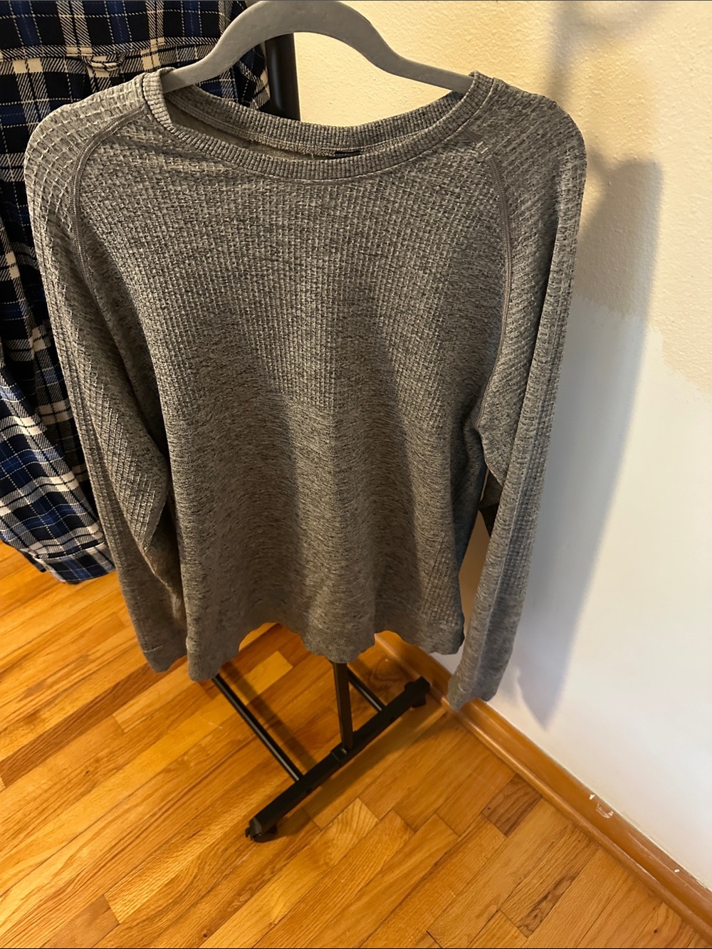 lululemon athletica Men's Heather Gray Crewneck Thermal Sweater